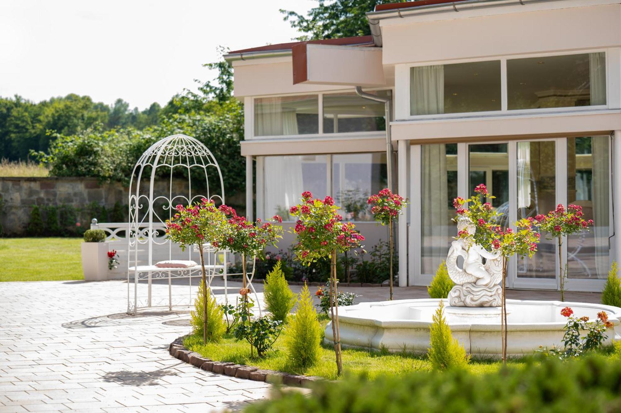 Schlosshotel Wilhelmsthal Calden Экстерьер фото